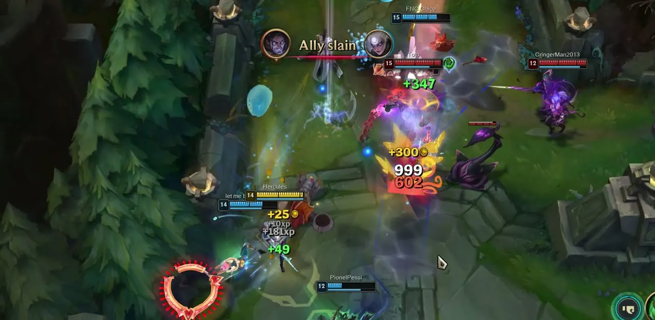 Teamfight gameplay